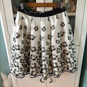 RSVP by Talbots sz 6P Elegant Black and White Butterfly Skirt NWT